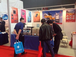 虹潤公司參加第十三屆上海中國國際工業(yè)爐展會